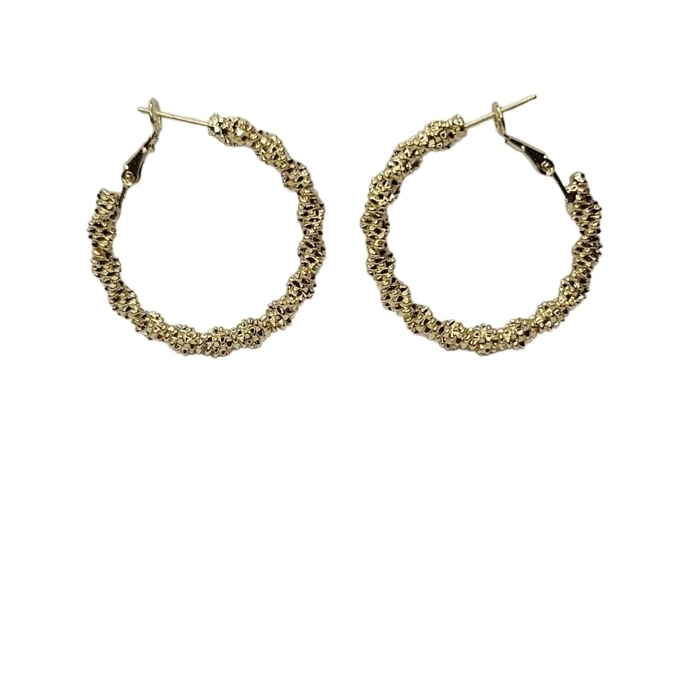 NWT Gold Colored Textured Hoop Earrings - Picture 2 of 5